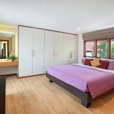 Super Value 4 Bedroom, Walk To Bintang Supermarket Seminyak Eksteriør billede