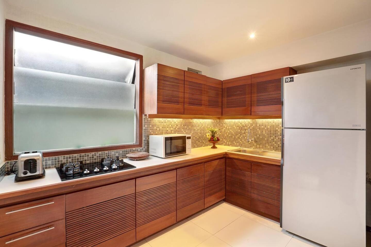 Super Value 4 Bedroom, Walk To Bintang Supermarket Seminyak Eksteriør billede