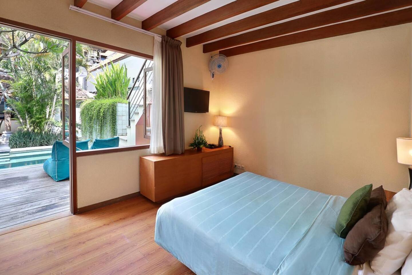 Super Value 4 Bedroom, Walk To Bintang Supermarket Seminyak Eksteriør billede