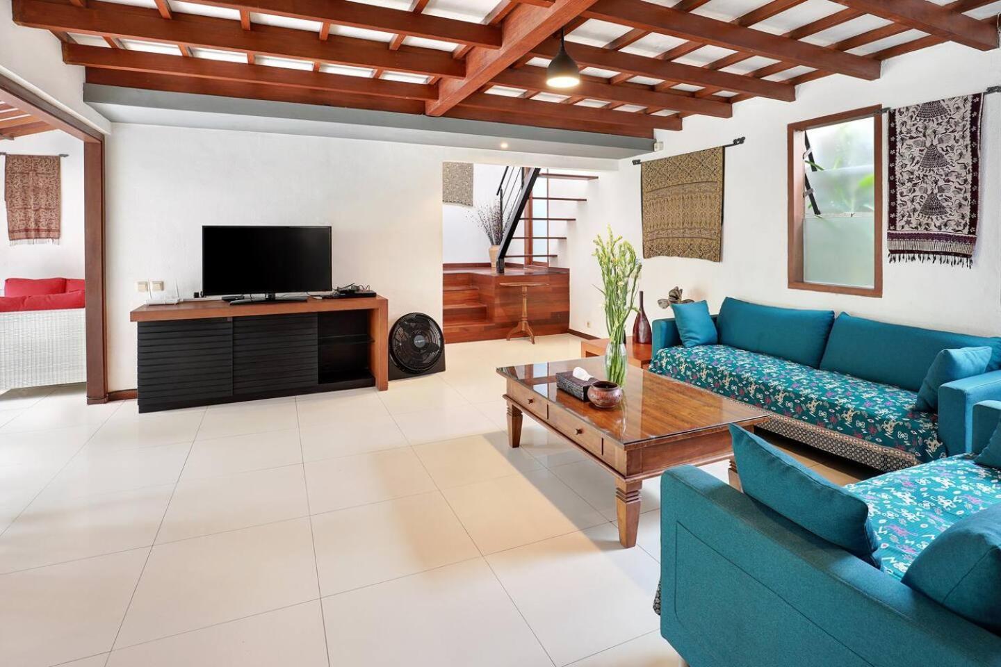 Super Value 4 Bedroom, Walk To Bintang Supermarket Seminyak Eksteriør billede